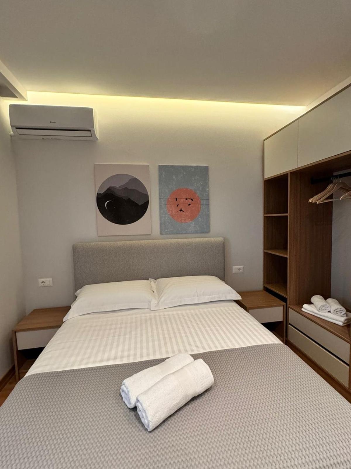 Izi Boutique Apartment Tirana Bagian luar foto