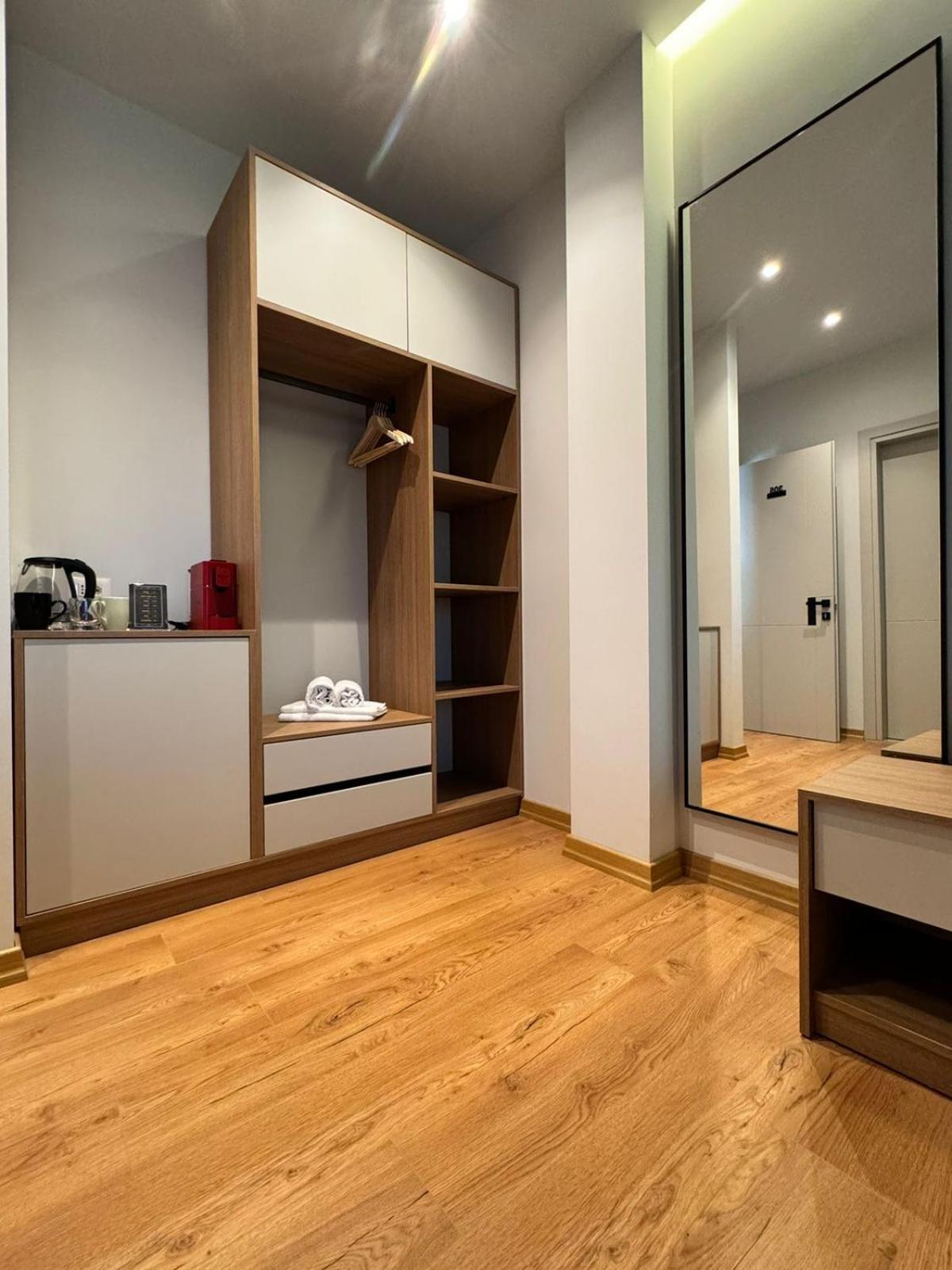 Izi Boutique Apartment Tirana Bagian luar foto