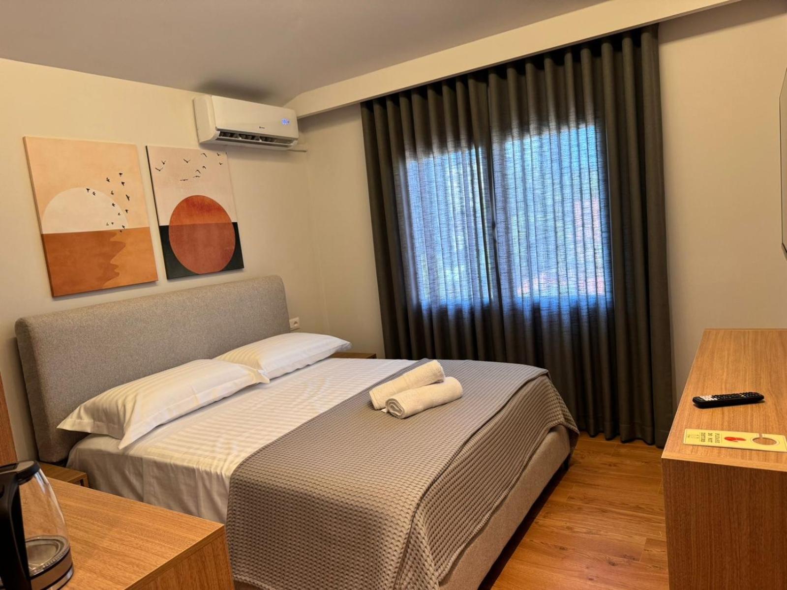 Izi Boutique Apartment Tirana Bagian luar foto