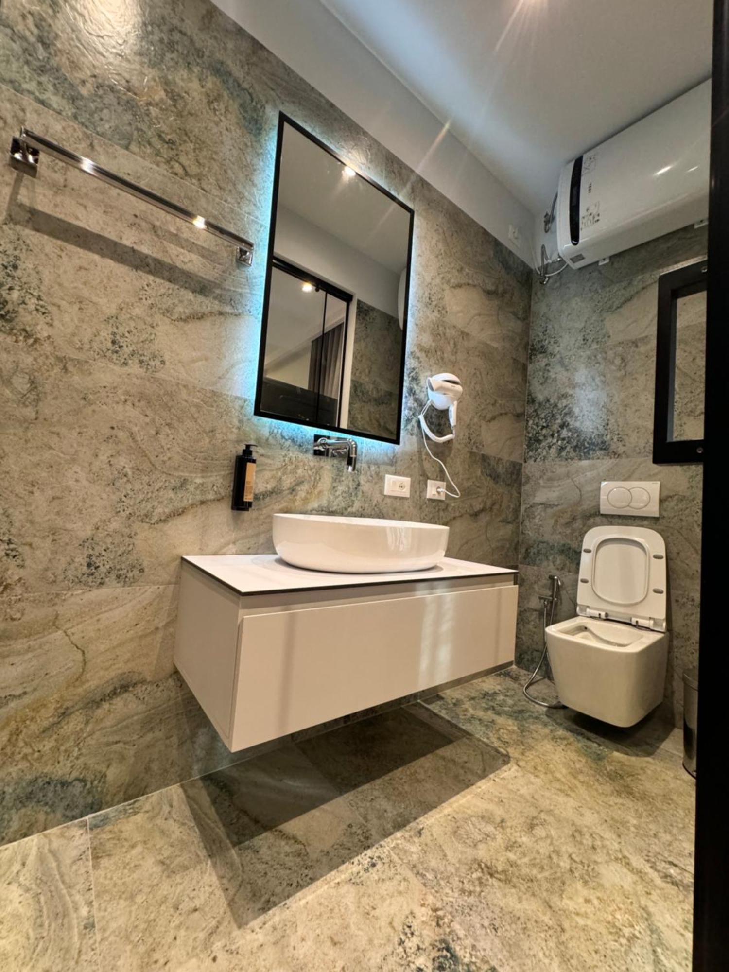 Izi Boutique Apartment Tirana Bagian luar foto